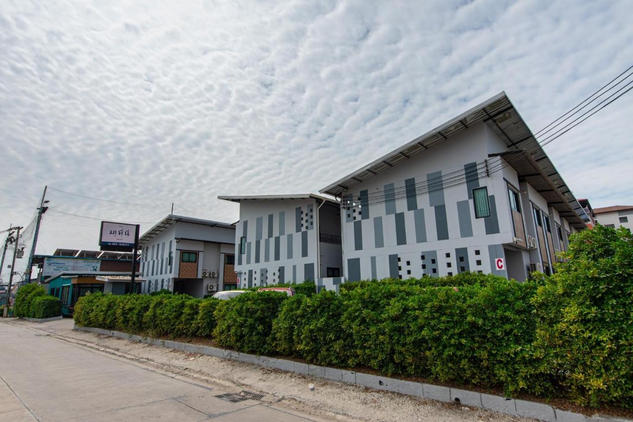 Matini Klong1 Hotel Rangsit Ngoại thất bức ảnh