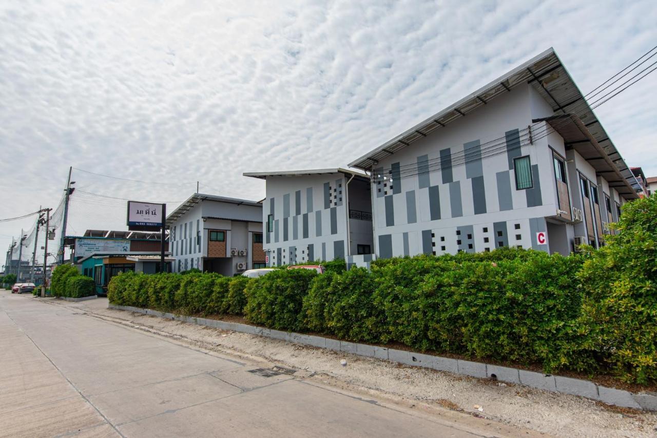 Matini Klong1 Hotel Rangsit Ngoại thất bức ảnh