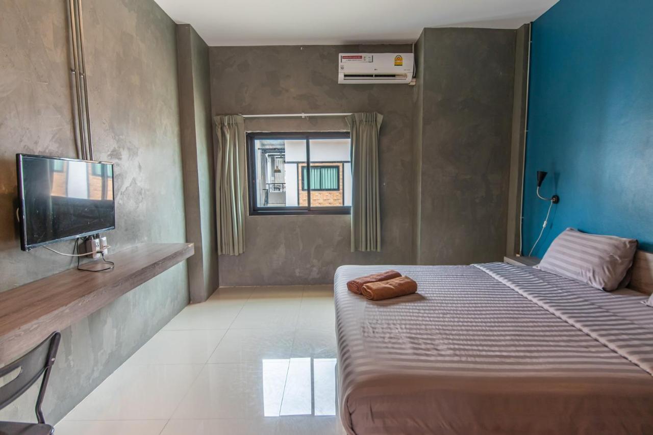 Matini Klong1 Hotel Rangsit Ngoại thất bức ảnh