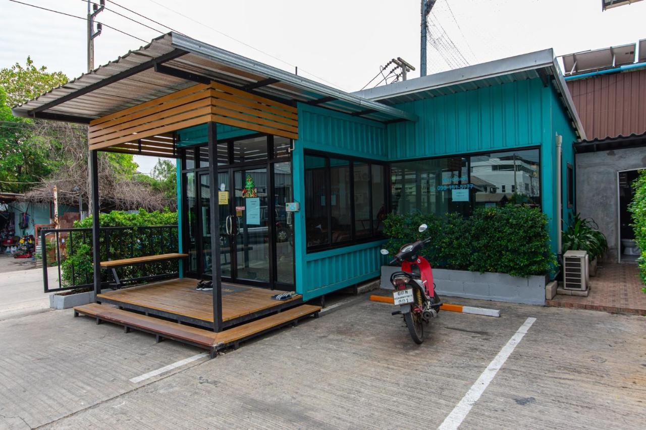 Matini Klong1 Hotel Rangsit Ngoại thất bức ảnh