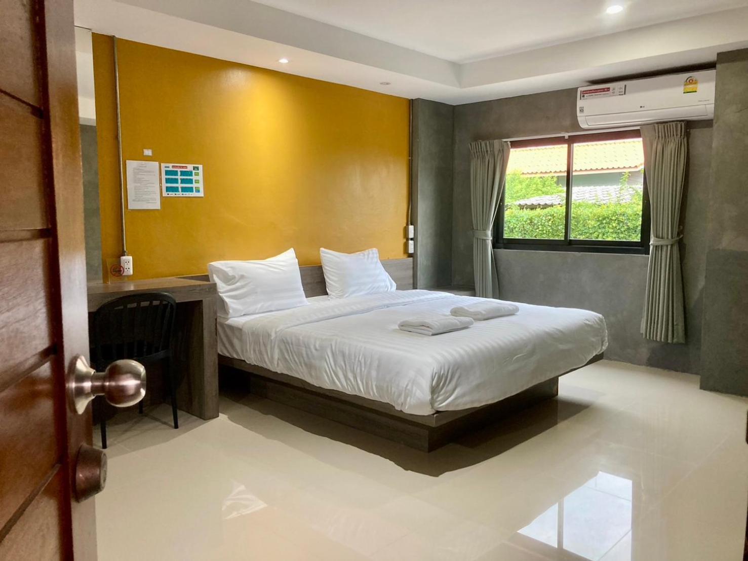 Matini Klong1 Hotel Rangsit Ngoại thất bức ảnh