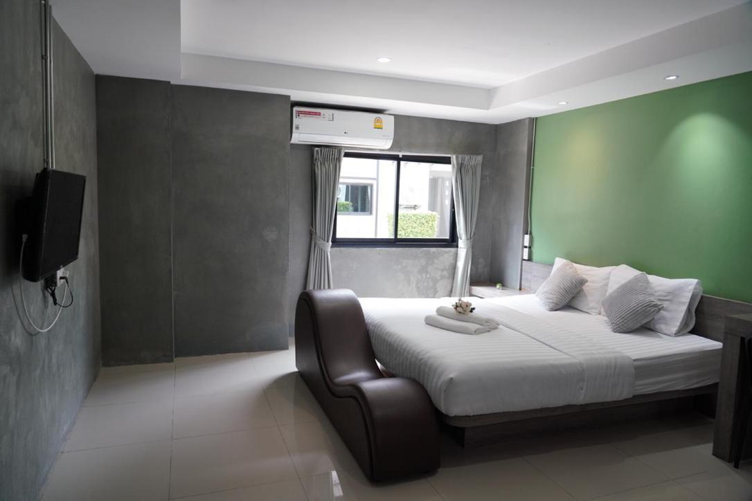 Matini Klong1 Hotel Rangsit Ngoại thất bức ảnh