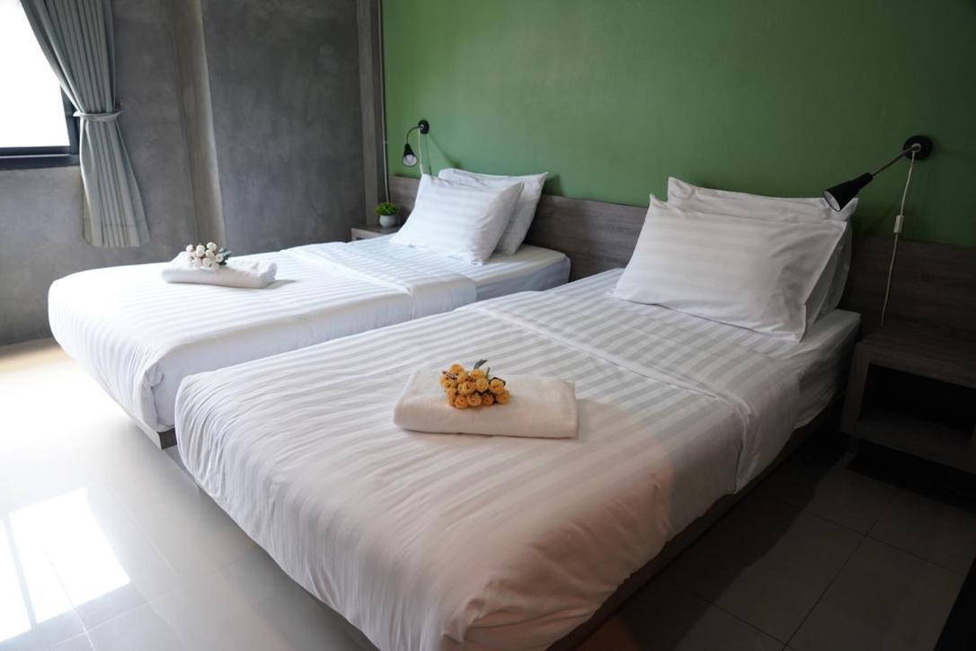 Matini Klong1 Hotel Rangsit Ngoại thất bức ảnh