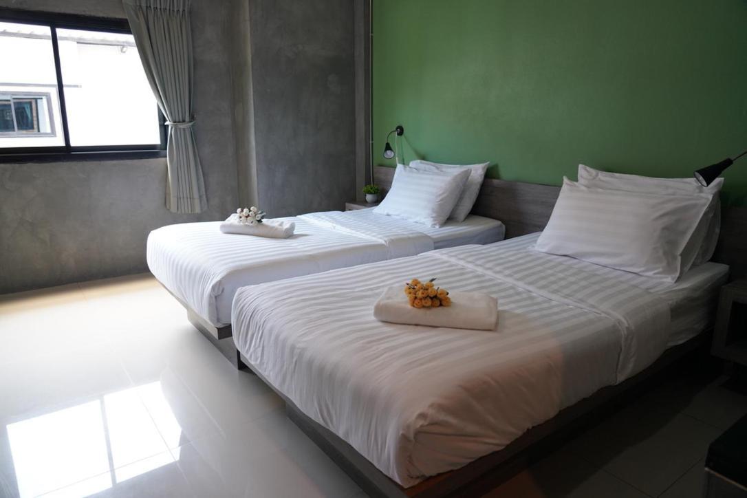 Matini Klong1 Hotel Rangsit Ngoại thất bức ảnh